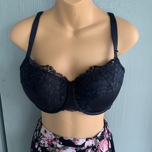 Black lace bra